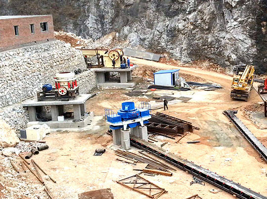 砂石生產(chǎn)線(xiàn)中破碎機(jī)的維護(hù)問(wèn)題