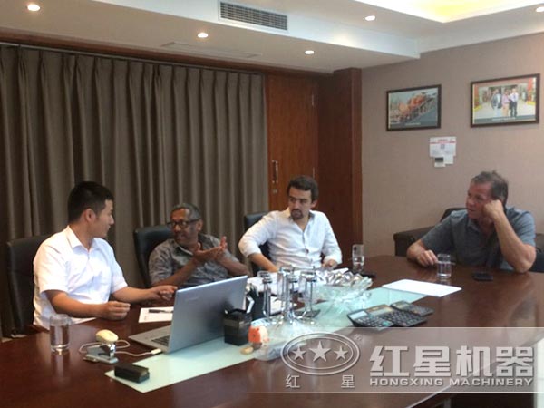 南非客戶(hù)來(lái)廠(chǎng)參觀洽談